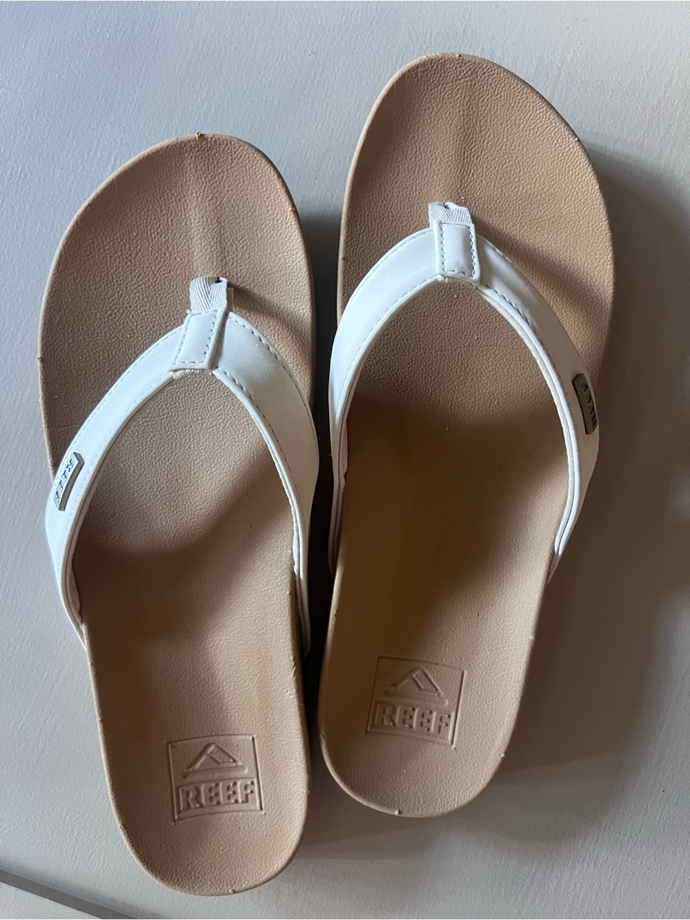 Reef Women's White Strap Tan Footbed Flip Sandals